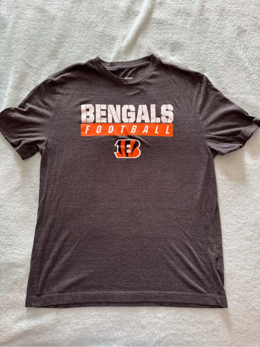 Men’s NFL Bengals Football T-Shirt - Black with Orange and White Logo Sz Medium